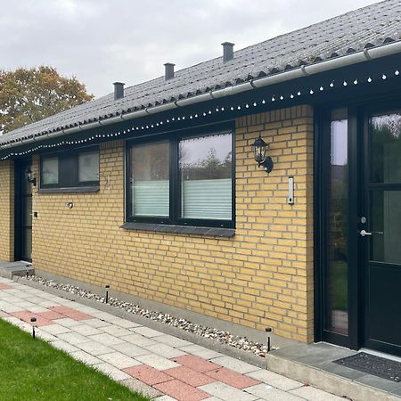 Room In Billund Near Lego House & Legoland Buitenkant foto